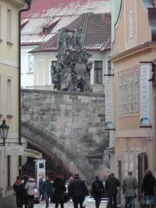 Прага - черный лебедь над Влтавой