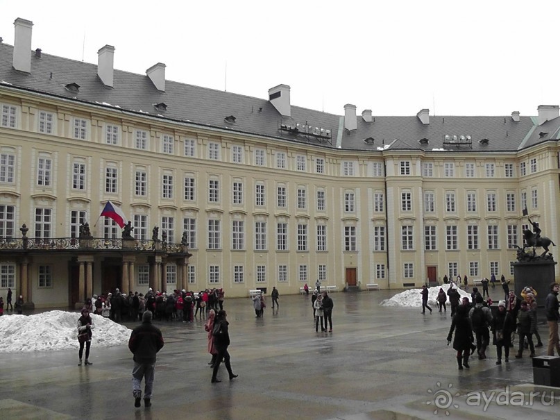 Прага - черный лебедь над Влтавой