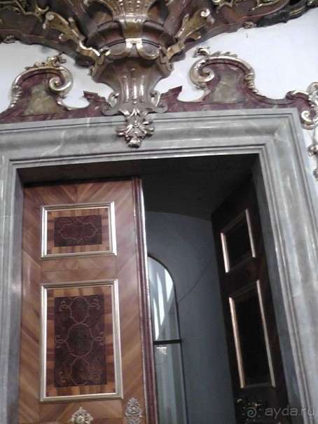 Прага - черный лебедь над Влтавой