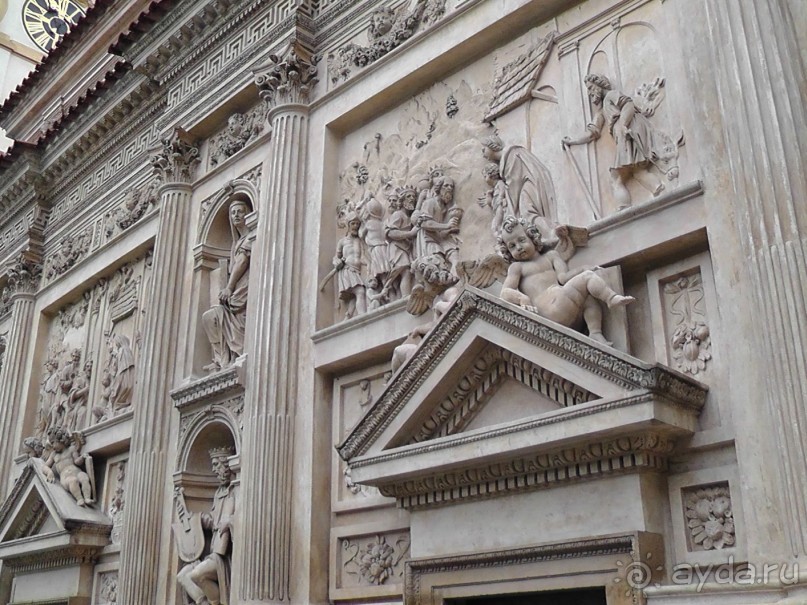 Прага - черный лебедь над Влтавой