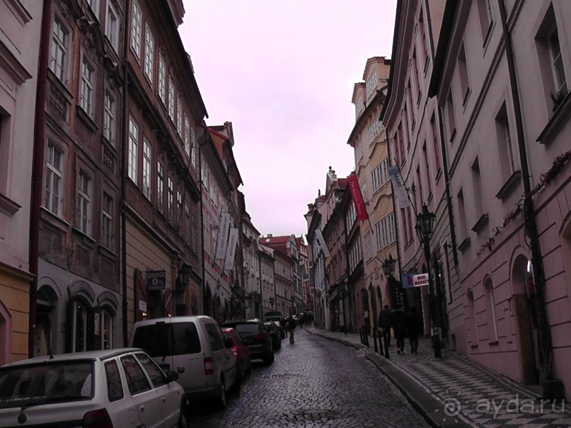 Прага - черный лебедь над Влтавой