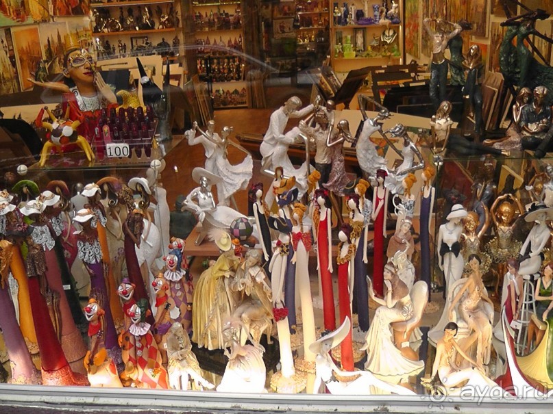 Прага - черный лебедь над Влтавой