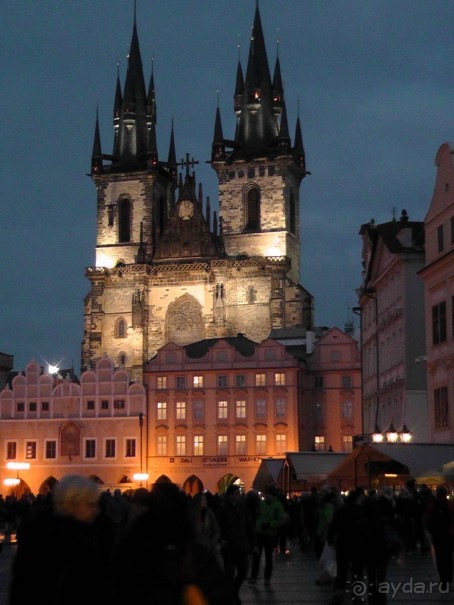 Прага - черный лебедь над Влтавой