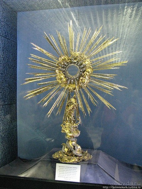 Прага - черный лебедь над Влтавой