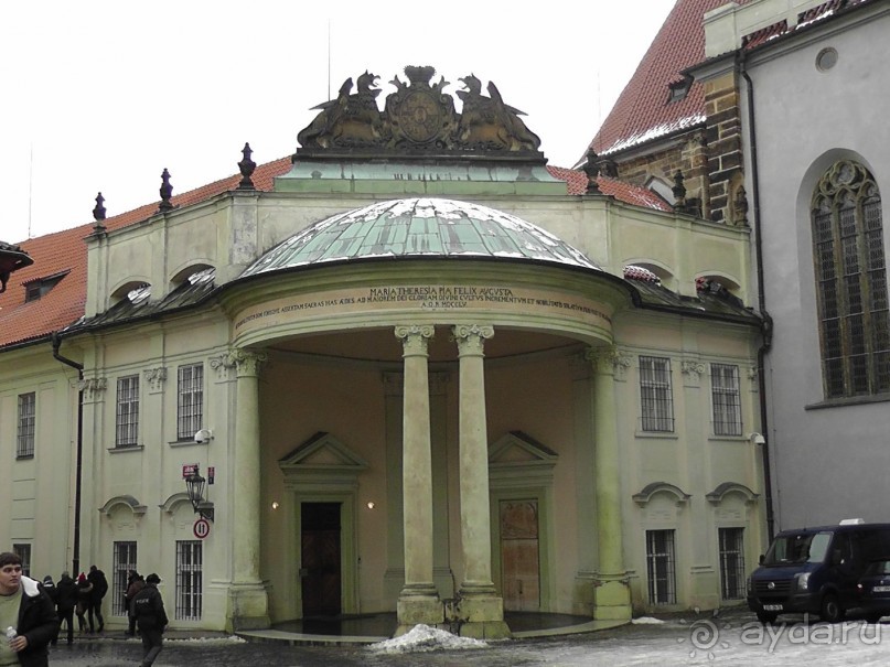 Прага - черный лебедь над Влтавой