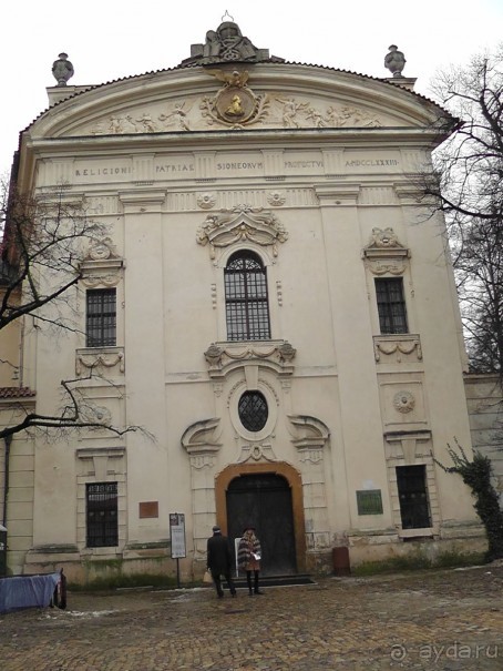 Прага - черный лебедь над Влтавой