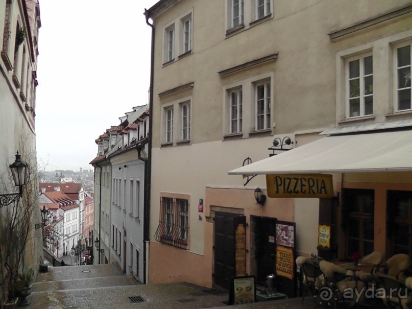 Прага - черный лебедь над Влтавой