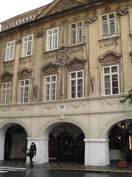 Прага - черный лебедь над Влтавой