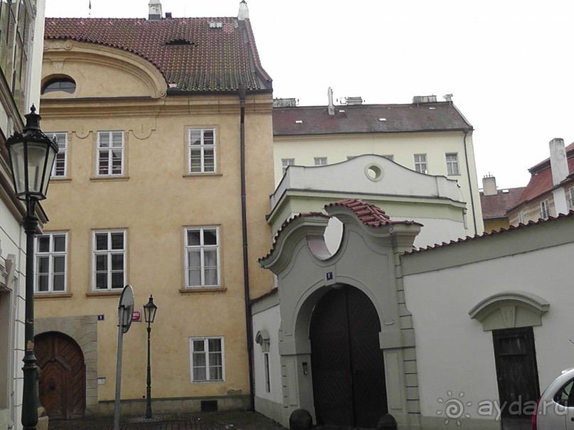 Прага - черный лебедь над Влтавой