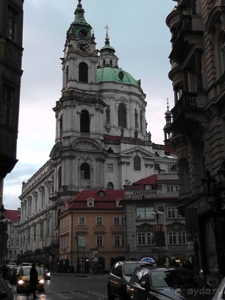 Прага - черный лебедь над Влтавой