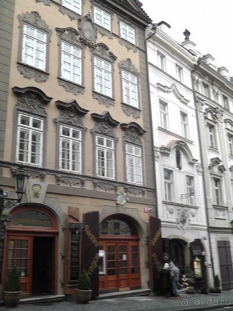 Прага - черный лебедь над Влтавой