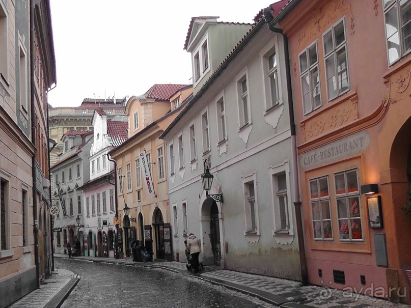 Прага - черный лебедь над Влтавой