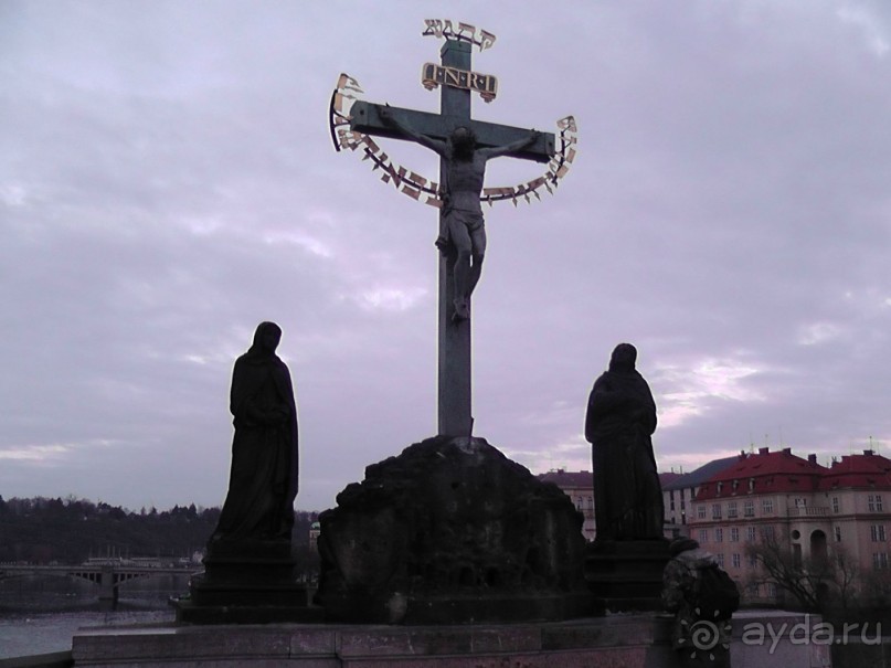 Прага - черный лебедь над Влтавой