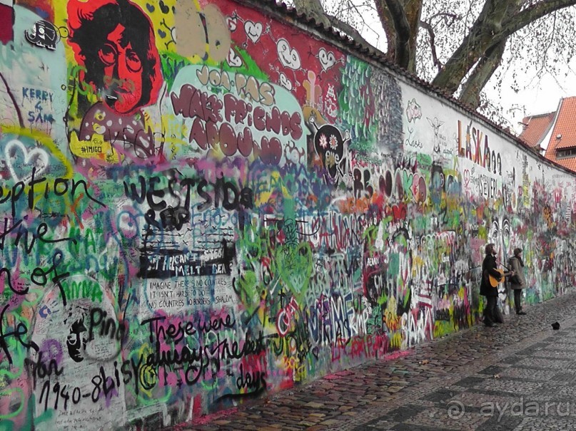 Прага - черный лебедь над Влтавой