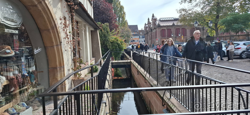 Альбом истории "Кольмар, Франция. Очарование городка Эльзаса, часть I - вне "Маленькой Венеции"."