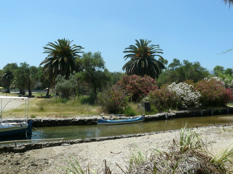 Альбом отзыва "Корфу - остров плывущий во Вселенной! Часть I, пляжный отдых."