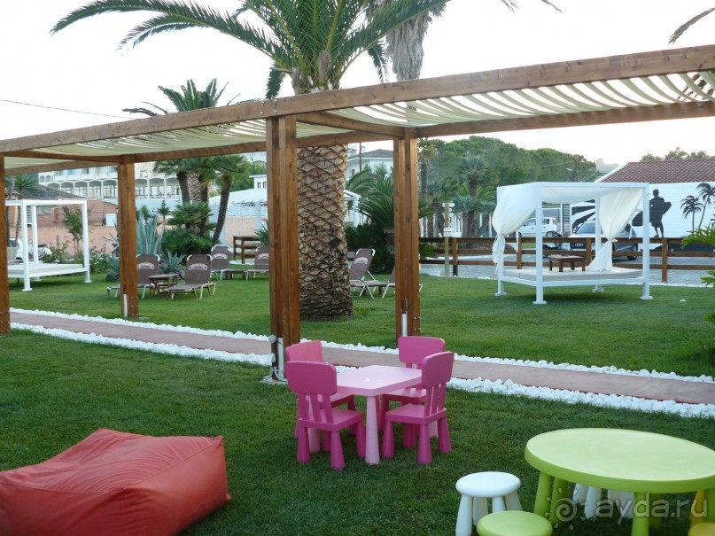 Корфу - остров плывущий во Вселенной! Часть I, пляжный отдых.