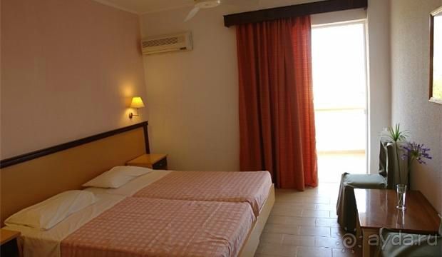 Корфу - остров плывущий во Вселенной! Часть I, пляжный отдых.