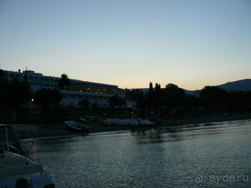 Корфу - остров плывущий во Вселенной! Часть I, пляжный отдых.