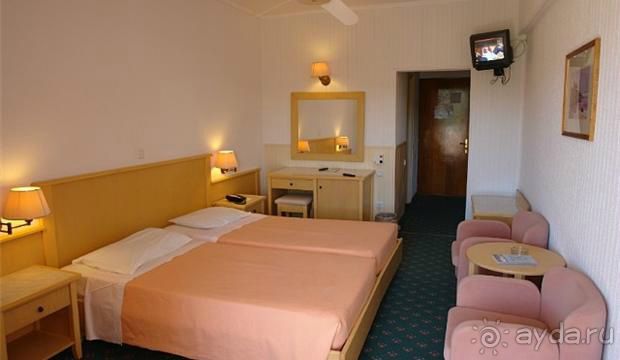 Корфу - остров плывущий во Вселенной! Часть I, пляжный отдых.