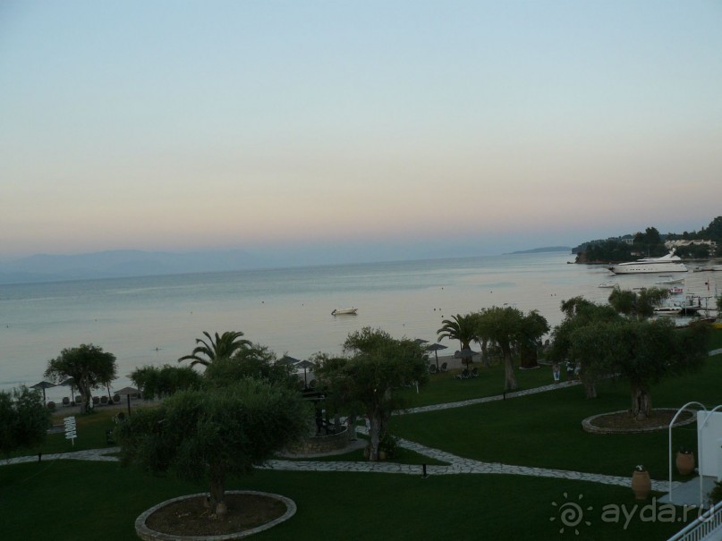 Корфу - остров плывущий во Вселенной! Часть I, пляжный отдых.