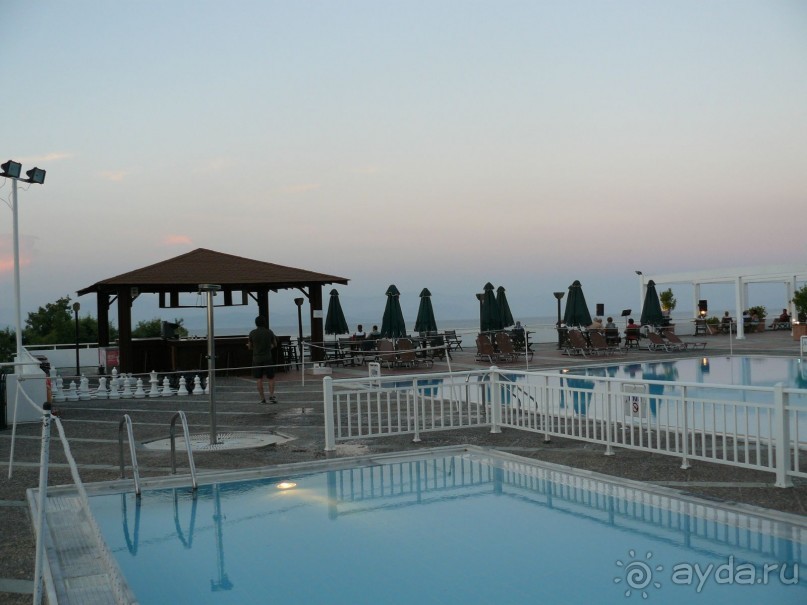 Корфу - остров плывущий во Вселенной! Часть I, пляжный отдых.