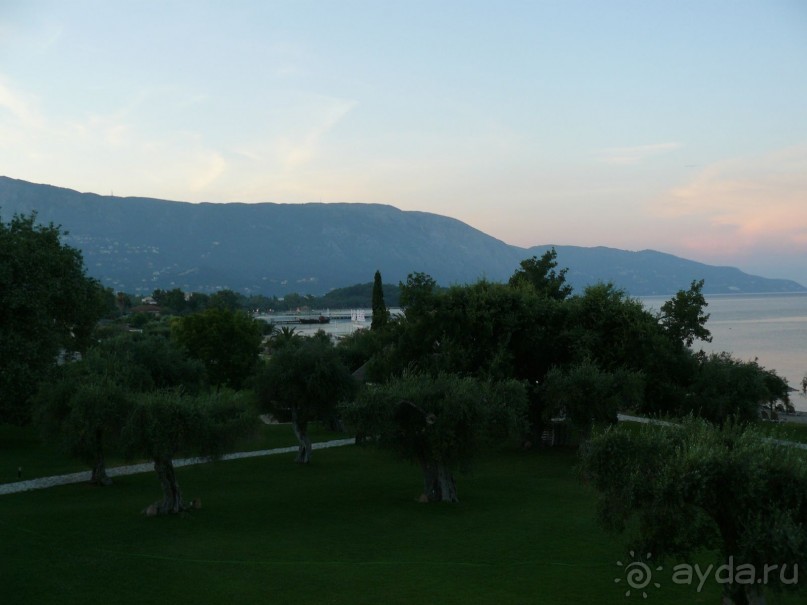 Корфу - остров плывущий во Вселенной! Часть I, пляжный отдых.