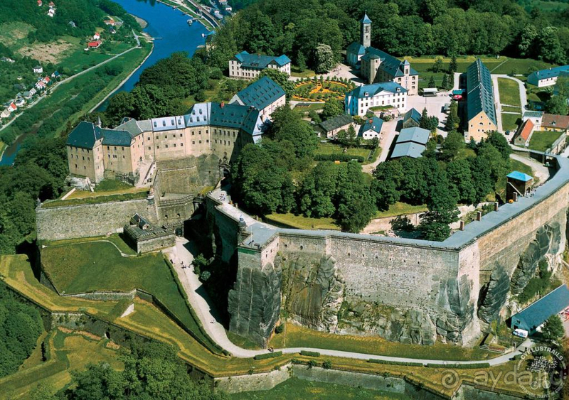 Дрезден, Германия. Саксонская Швейцария – крепость Кенигштайн.