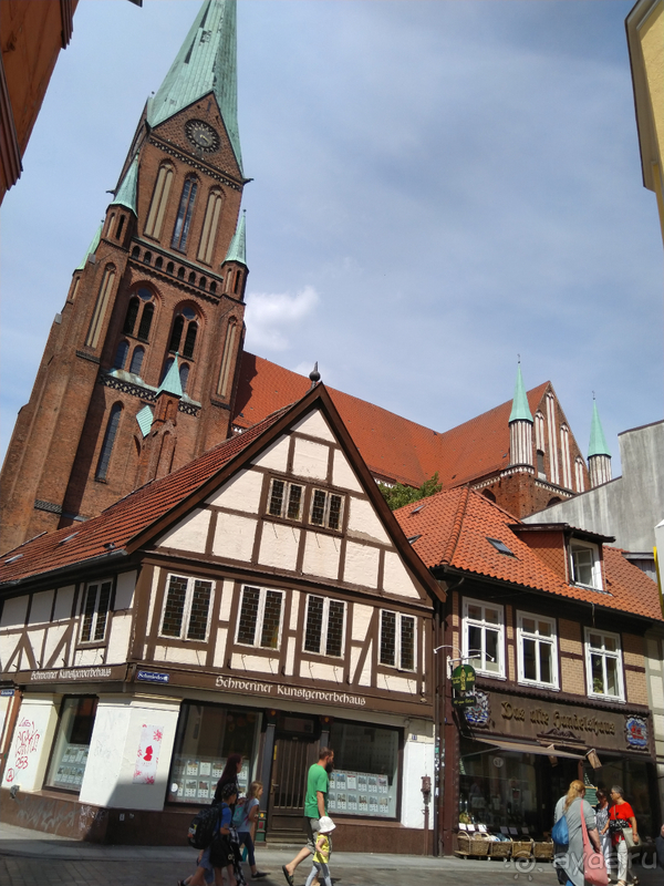 Мекленбург-Передняя Померания, Германия. Шверин - самая маленькая столица Земли и чудесный город.