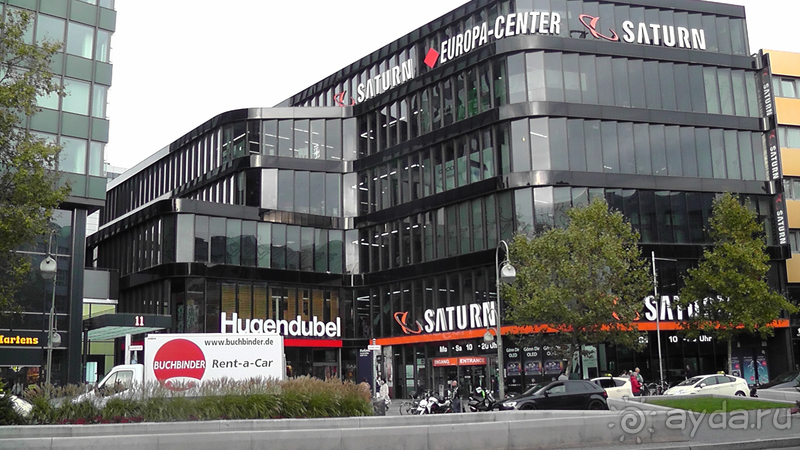 Берлин, Германия. Торговая улица Курфюрстендамм.