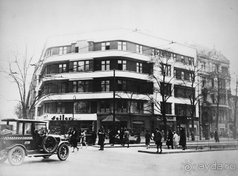 Берлин, Германия. Торговая улица Курфюрстендамм.