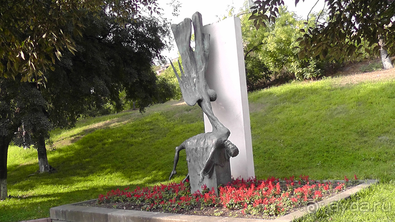 Альбом истории "Грузия, Тбилиси. Попала в Грузию и я попала…Малоизвестные скверы, храмы Тбилиси."