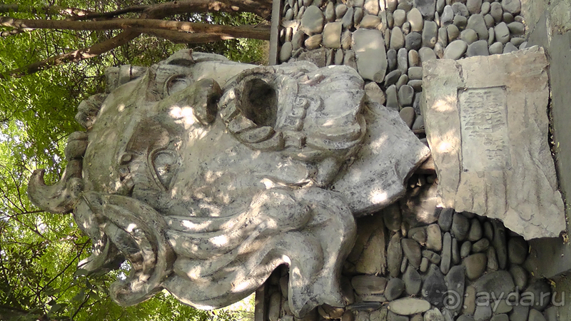 Альбом истории "Грузия, Тбилиси. Попала в Грузию и я попала…Малоизвестные скверы, храмы Тбилиси."