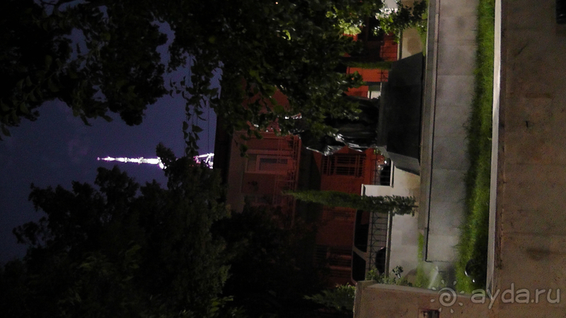 Грузия, Тбилиси. Попала в Грузию в карантин и я попала…Малоизвестные скверы, храм Тбилиси.