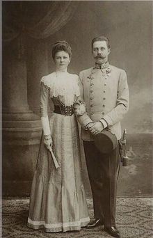 Альбом отзыва "Вена. Дворец Бельведер – замок благородного рыцаря и Золушки благородного эрцгерцога."