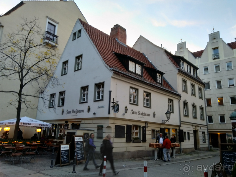 Германия, Берлин. Осколок «Старого города».