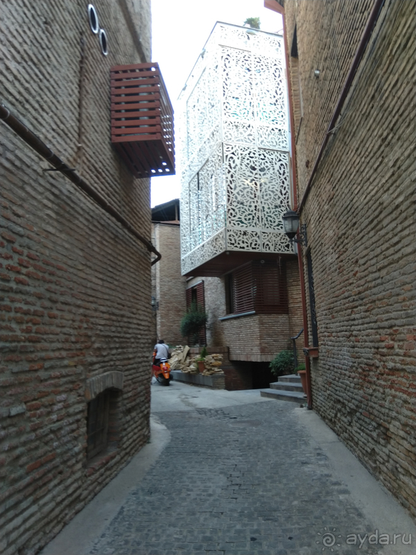 Грузия, Тбилиси. Попала в Грузию в карантин и я попала…Старые дворики Тбилиси.