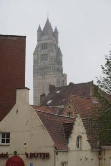 Брюгге, Бельгия. «Гулять, так гулять!». Брюгге - дождь