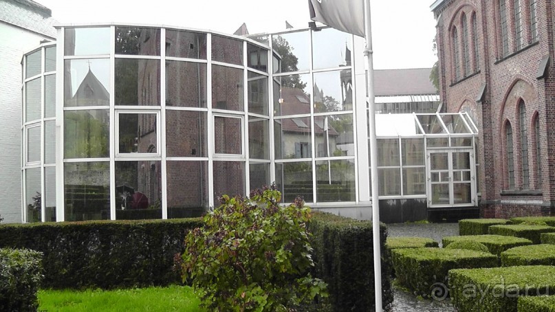 Брюгге, Бельгия. «Гулять, так гулять!». Брюгге - дождь