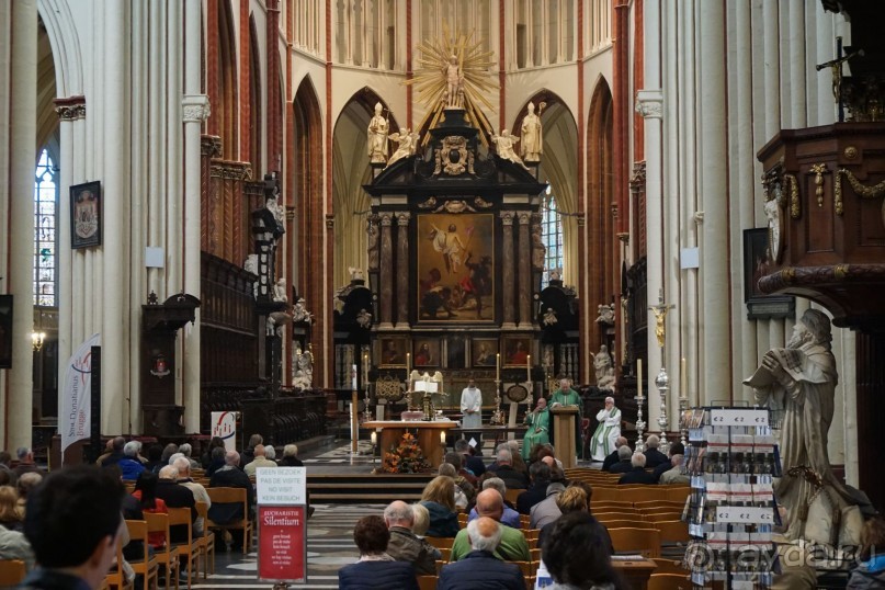 Брюгге, Бельгия. «Гулять, так гулять!». Брюгге - дождь