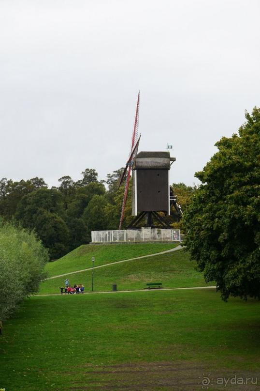 Брюгге, Бельгия. «Гулять, так гулять!». Брюгге - дождь