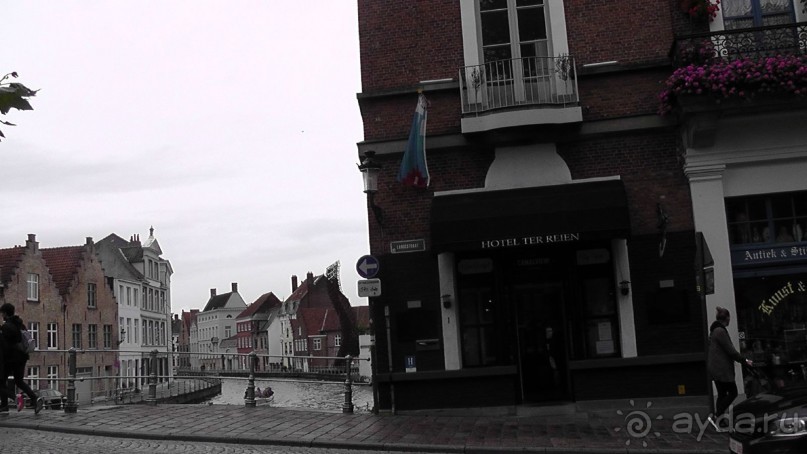 Брюгге, Бельгия. «Гулять, так гулять!». Брюгге - дождь