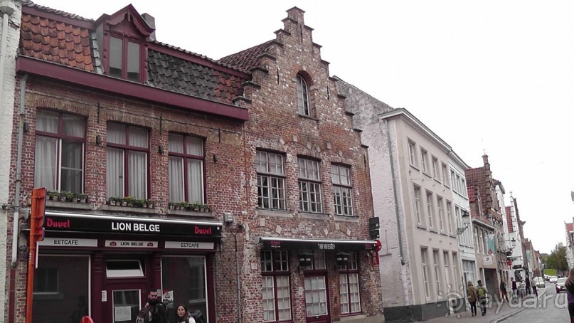 Брюгге, Бельгия. «Гулять, так гулять!». Брюгге - дождь