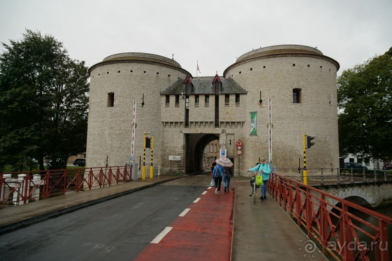 Брюгге, Бельгия. «Гулять, так гулять!». Брюгге - дождь