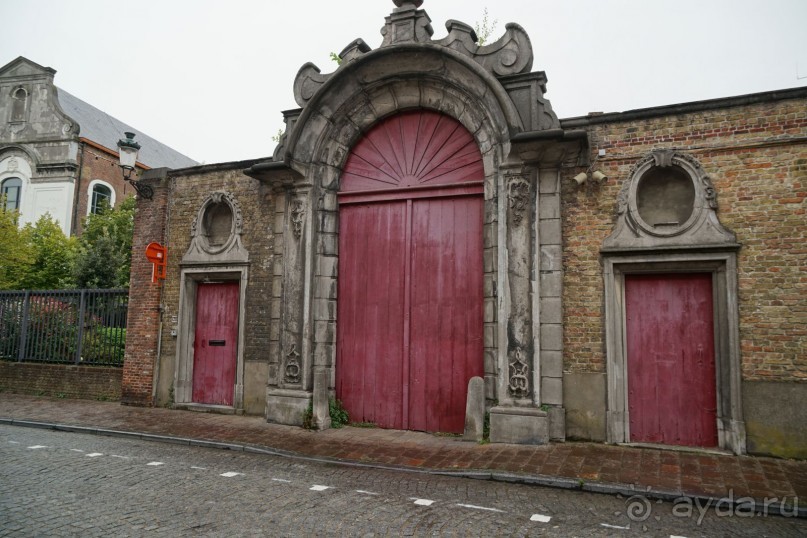 Брюгге, Бельгия. «Гулять, так гулять!». Брюгге - дождь