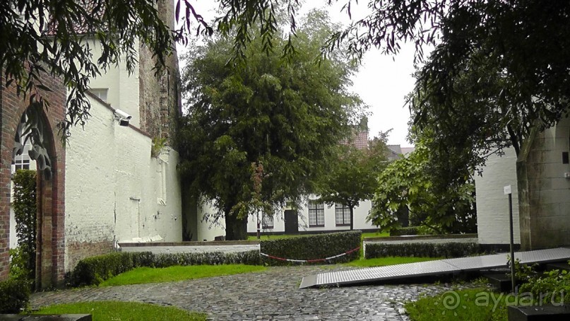 Брюгге, Бельгия. «Гулять, так гулять!». Брюгге - дождь