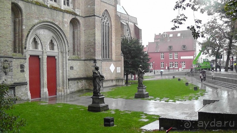 Брюгге, Бельгия. «Гулять, так гулять!». Брюгге - дождь