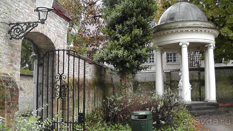 Брюгге, Бельгия. «Гулять, так гулять!». Брюгге - дождь