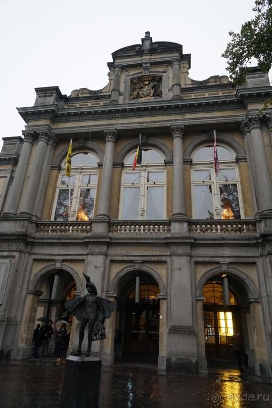 Брюгге, Бельгия. «Гулять, так гулять!». Брюгге - дождь