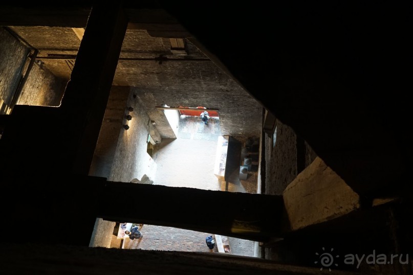 Брюгге, Бельгия. «Гулять, так гулять!». Брюгге - дождь